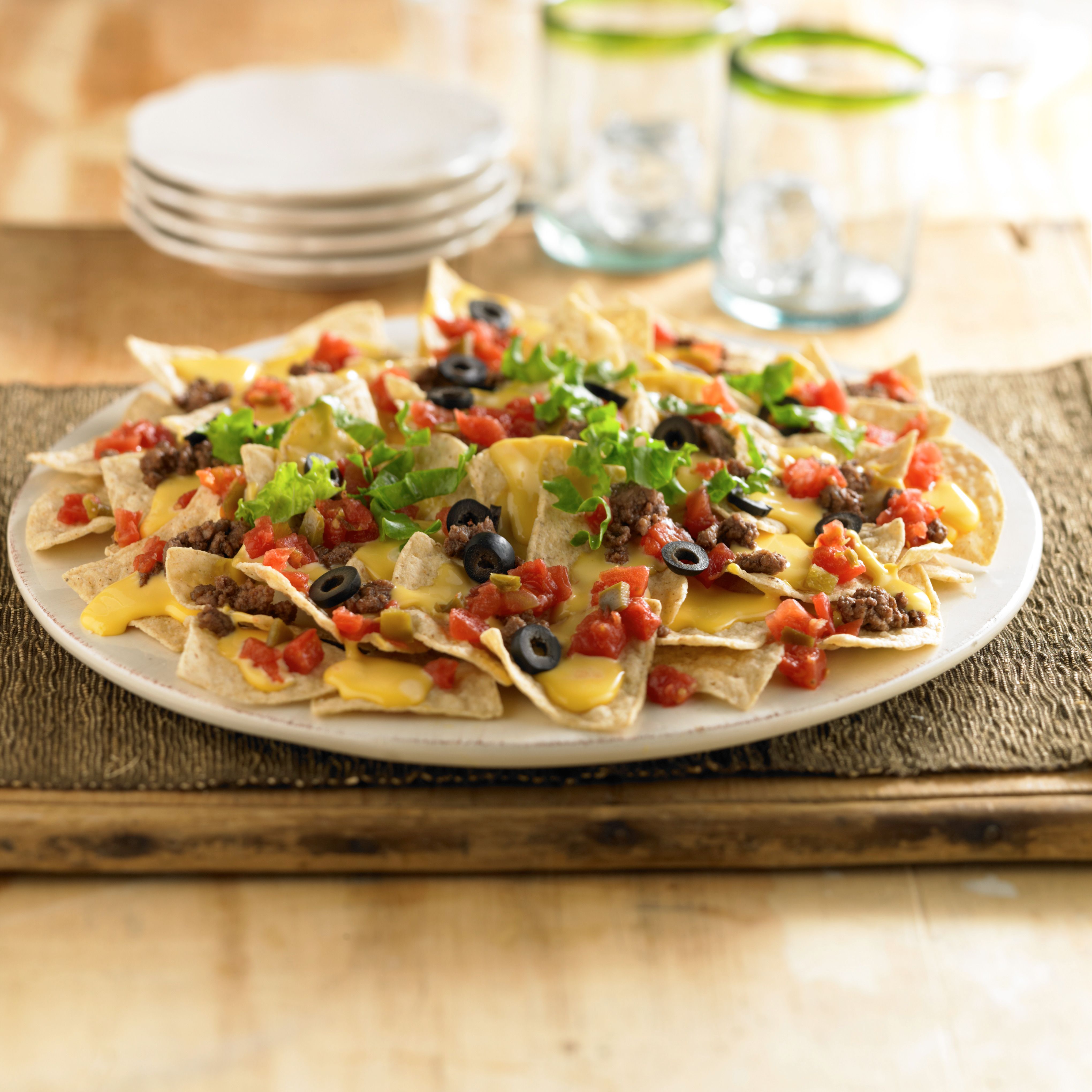 VELVEETA® Fast n’ Tasty Loaded Nachos Recipe |  |