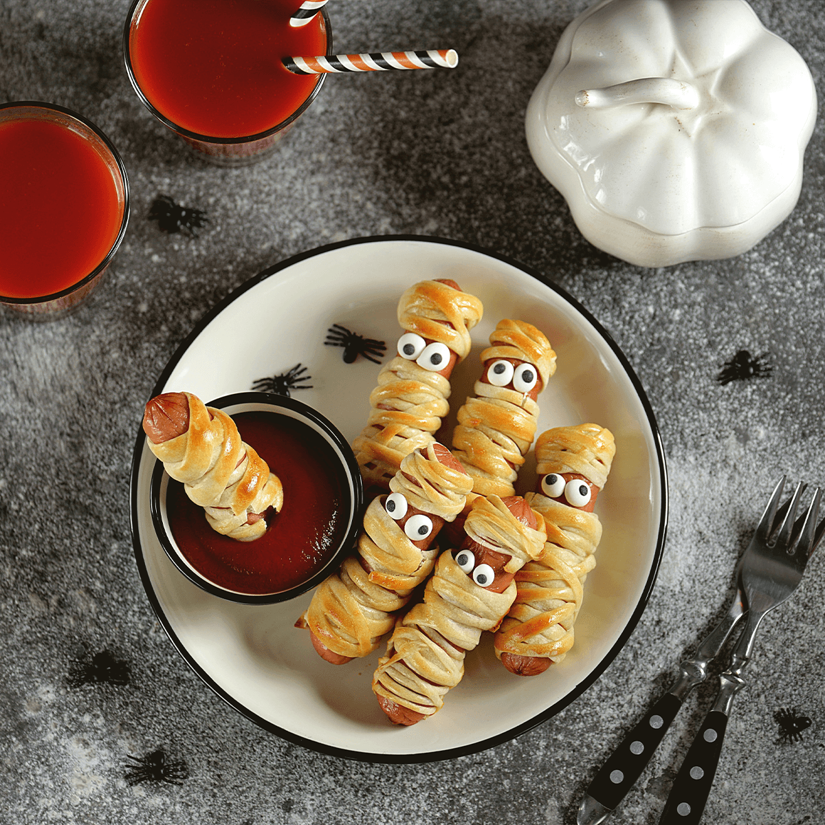 Mummy Pigs in a Blanket – Urban Meadow Recipe |  |