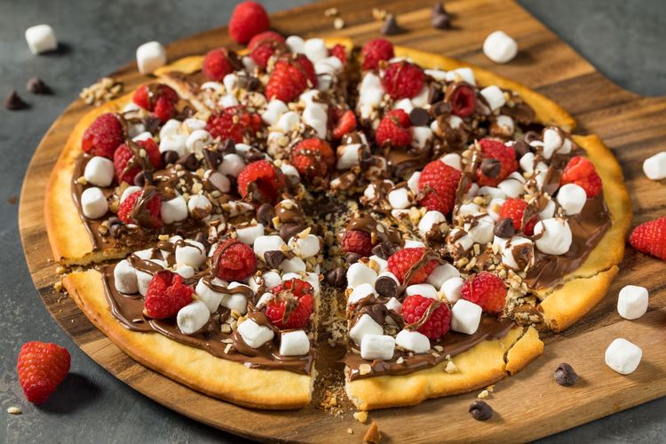 Chocolate Peanut Butter Pizza