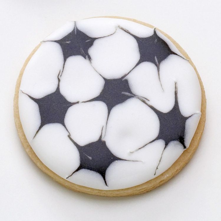 Soccer Ball Cookies - McCormick®