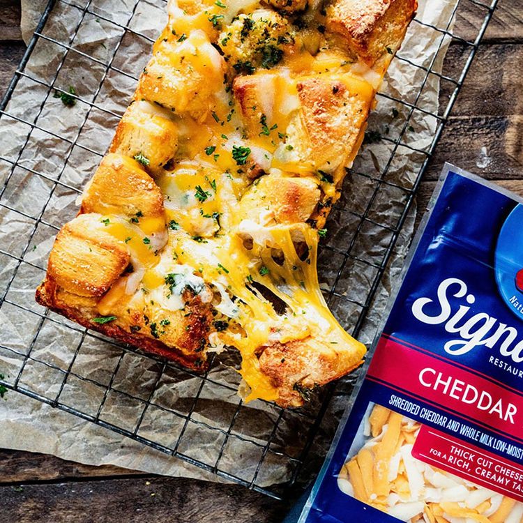 Cheesy Pull Apart Rolls - Kraft