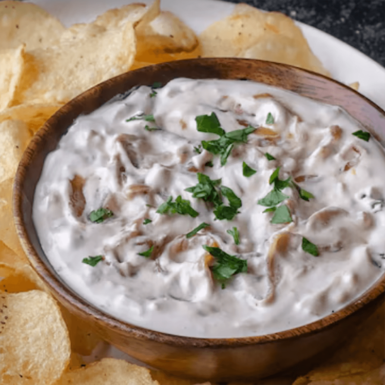 Creamy Onion Dip - Hellmann's