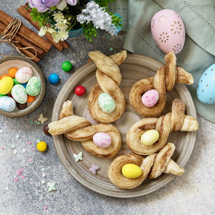 Easter Bunny Cinnamon Twists - Urban Meadow