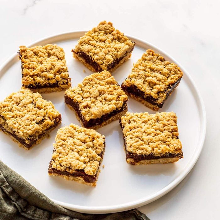 Date squares Recipe | undefined | undefined